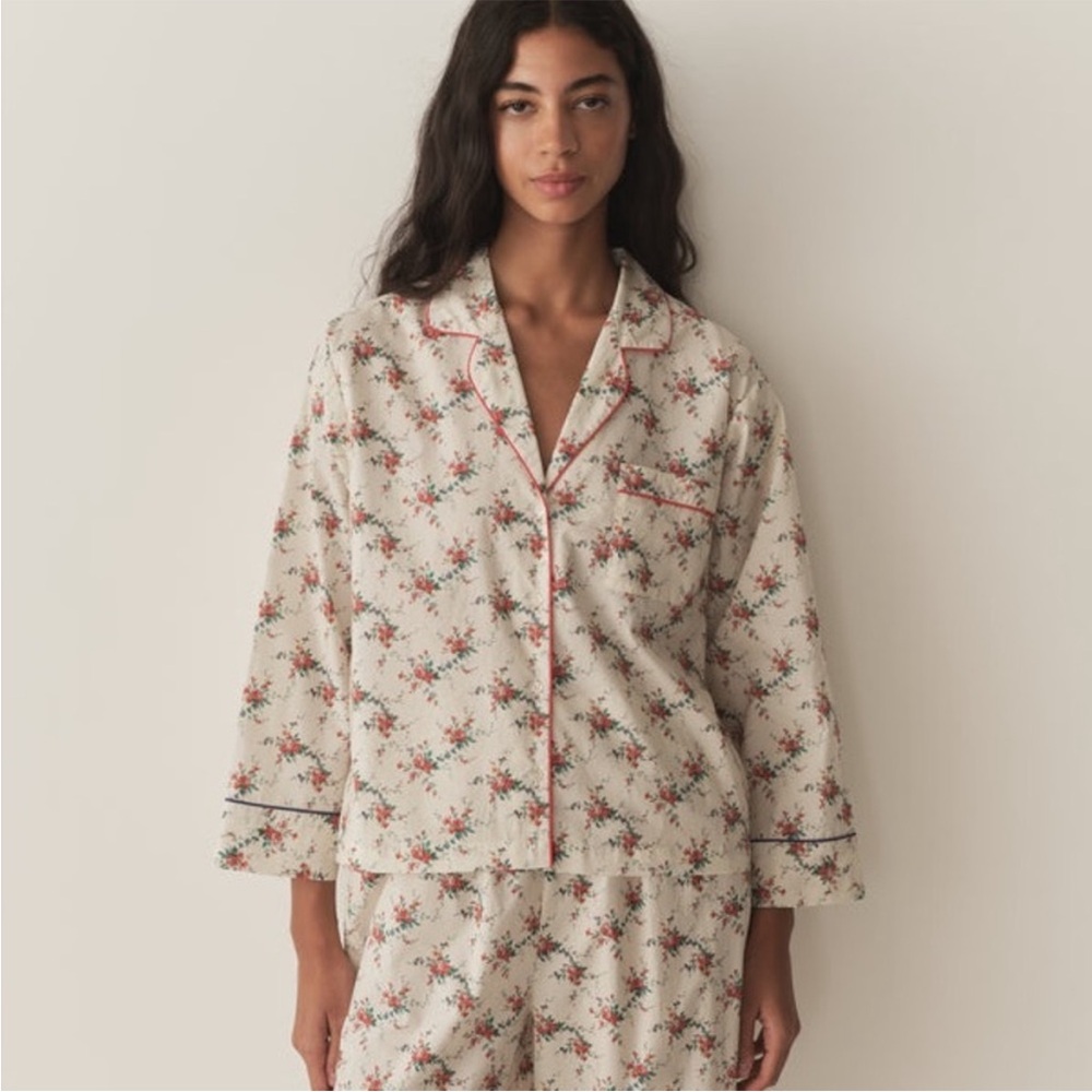 Doen Mari Pajama Collar Top and
Bottom Cotton Set Liberty Alessia Rose
Floral